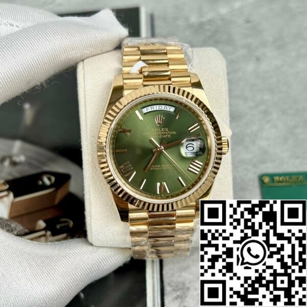 z4661310271715 a535e7b92ef38c1c3c6adae756f05861 38c74fc2 de5e 4ea5 b999 962b7831dc82 Rolex Day-Date 40 228235 Gold Filled 18k met 167 gram gewicht groene wijzerplaat