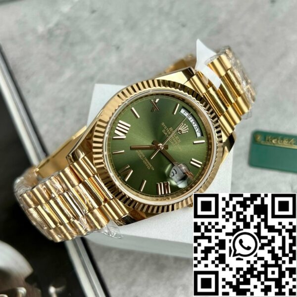 z4661310276379 3fdfcb6171e6797495816a7238e6beab 3268f483 2ad3 4dd2 85d0 c6eca4c5b771 Rolex Day-Date 40 228235 Wypełniony 18-karatowym złotem z zieloną tarczą o wadze 167 gramów