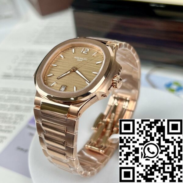 z4663737409902 850eddd8e52c95f5c6cdf76fffc9677e Patek Philippe Nautilus 7118/1R-010 18k zlato iz tovarne 3K