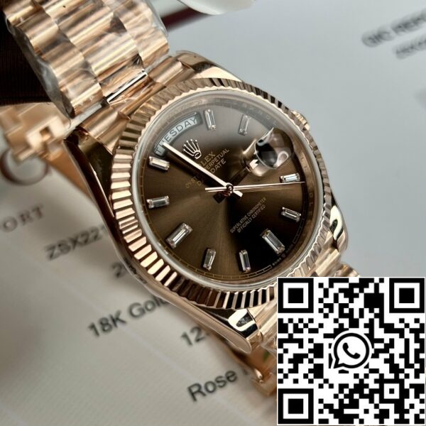 z4663743390987 604d720ed22c443d72a7ff1e4de3ed32 bf1eec57 d7ec 4a40 b6c0 c1c9c7e082fe Rolex Day-Date 40mm 228235 quadrante cioccolato oro rosa 18k riempito 150 grammi