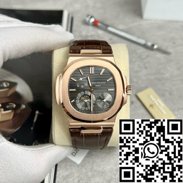 z4665883708393 24cbba207192e30a5c50e9186eee7c2a Patek Philippe Nautilus 5712 18k umplut cu aur roz cu cadran gri de la PPF