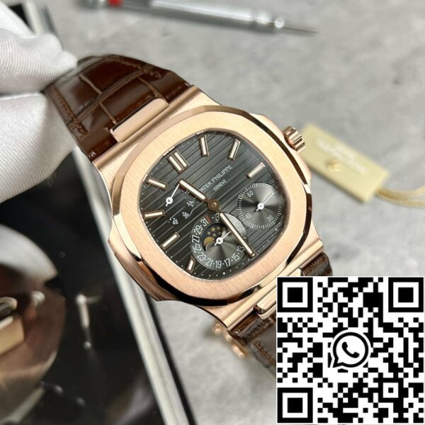 z4665883716103 a3b0c0c5fa60d2b91e301b8acca295d2 Patek Philippe Nautilus 5712 18k filled rose gold with grey dial from PPF