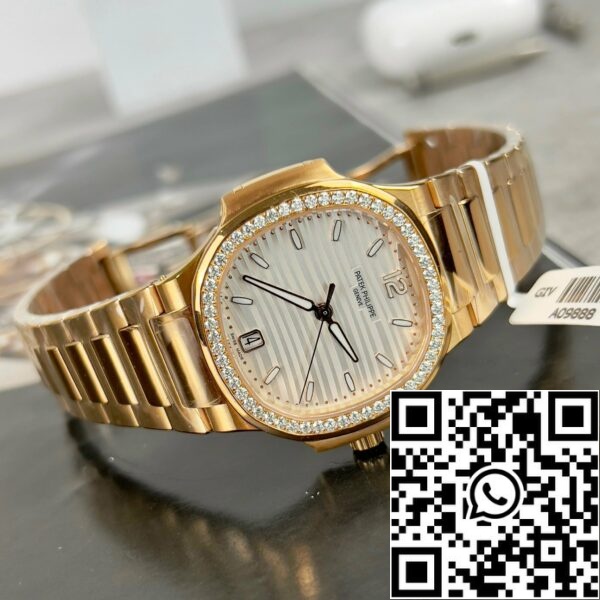 z4688017959910 c98e3a5dfe0cf97b998d3ecbf69a7041 Patek Philippe Nautilus 7118/1R-010 18k gold filled with white dial custom Moissanite stone