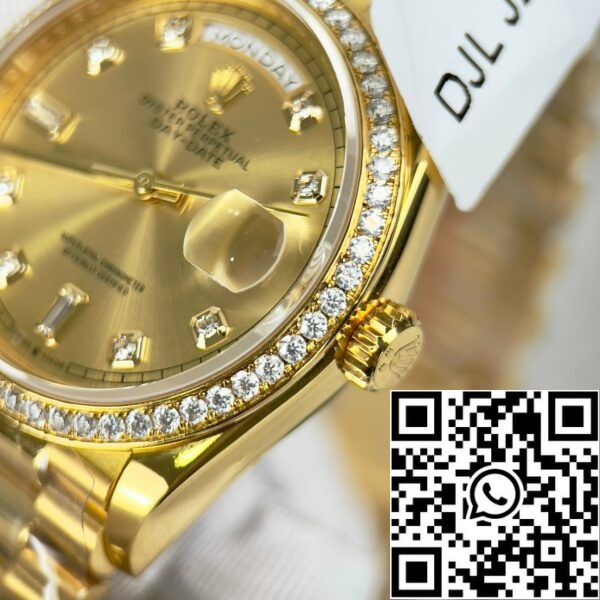 z4688018652272 9ee932b4e9d3748b7a636eee1b9a9560 80c50548 ea8f 4d71 b356 75186bed2ca4 Rolex Day-Date 128238-0008 Watch 36mm prevlečen 18k z Bezel Moissanite