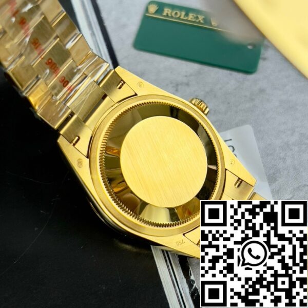 z4688018657053 055511405ee81bc5a6780e62d4f69eb7 6e167217 451e 4ba4 8353 84d924ccd962 Rolex Day-Date 128238-0008 Watch 36mm prevlečen 18k z Bezel Moissanite