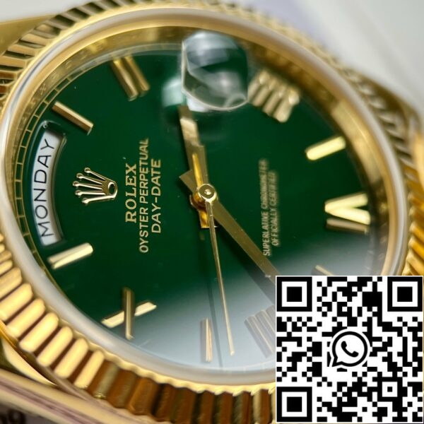 z4688019309379 6c2ec0244108486230400fac9df136e7 f3394c0b 9e94 4177 bf55 3f0963105b57 Rolex DayDate 40mm 228238 recubierto 18k Oro Amarillo Presidente Esfera Verde 130 gramos