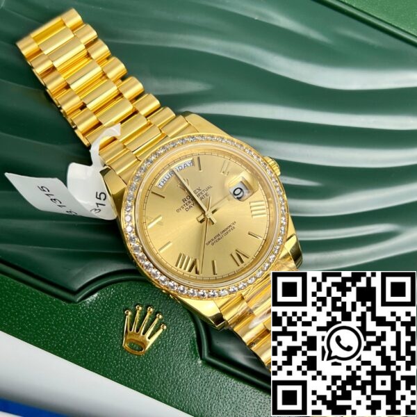 z4689779014261 5fbc9b3320dd0f91dad242e8fc4f8c35 207003eb ae14 450a 8c65 945d1a251b40 Rolex Day-Date 40mm 228238-0006 rivestito in oro giallo 18k Best 1:1 Edition lunetta in moissanite