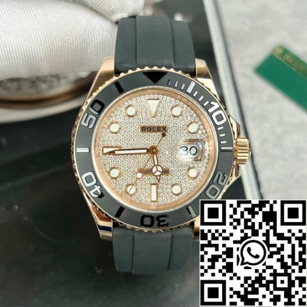 z4737447045196 8ee16754d492ad18670d4970ea31fd46 212674f2 f4a0 4f34 8d74 9bd10072bfb1 Rolex Yacht-Master 40 126655 Pave kő számlap - 3235 Mozgás bevonatos 18k arany és moissanite