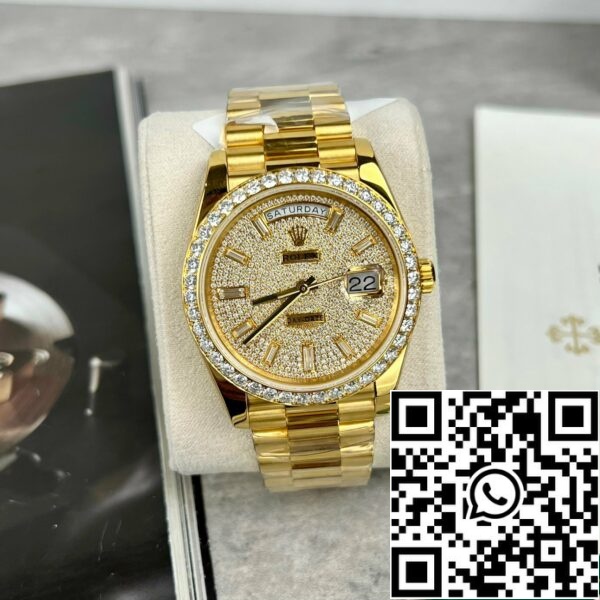 z4813438335925 a21cf96b65dc07ffbcac3e20a87bff5e a04bcbb3 0338 4832 b802 53434322cd77 Rolex Day-Date m228398tbr-0036 Ur 40mm belagt 18k med fuld Moissanite