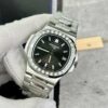 z4837249561791 bdd7e313eeb37131f12a1fde09d5cae6 Patek Philippe Nautilus 5711 Best 1:1 Edition PPF Factory Schwarzes Zifferblatt Custom Diamonds Moissanite