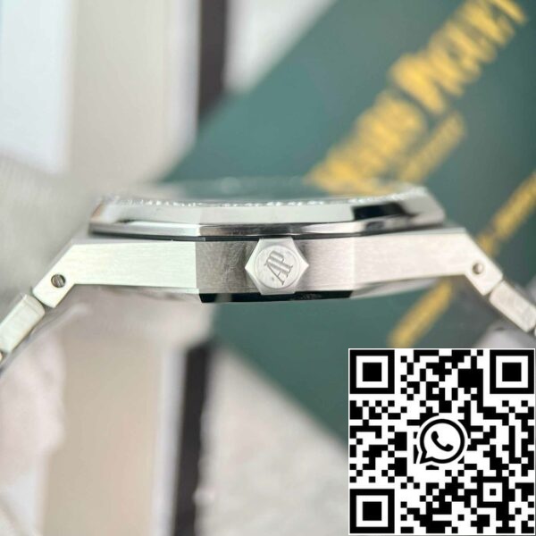 z4837255967093 ffbf8e8546ec576afe00ba1a1a3d48b5 Replica Audemars Piguet Royal Oak 15400ST.OO.1220ST.01 Custom Moissanite Diamonds