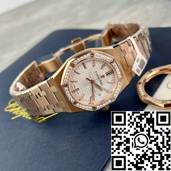 z4837263905943 88bce4aa2075a5fb11a2c2272e469045 Audemars Piguet Royal Oak 77351OR.ZZ.1261OR.01 Best 1:1 Edition con oro e diamanti