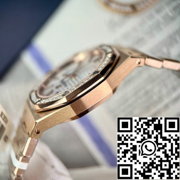 z4837263927540 b812f5a1c3974d09b0dec7de18007a5a Audemars Piguet Royal Oak 77351OR.ZZ.1261OR.01 Best 1:1 Edition con oro e diamanti