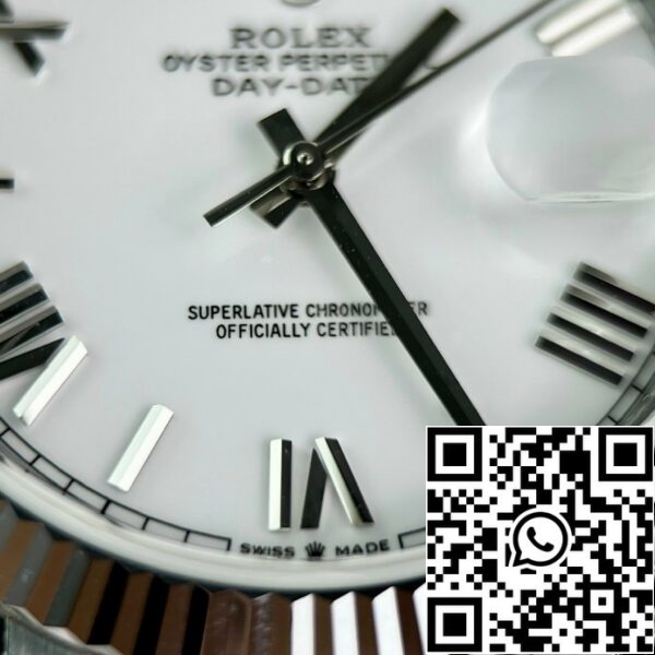 z4837267247107 fa1d2acfb372a00773938b5f5ed3813d Rolex Day Date 40mm 228238 Presidentti Valkoinen Roman Paras 1:1 Edition GM Factory V2