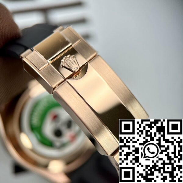 z4992851225412 8c3255da3e3d8fe0d71b7e16a0f23481 1 Rolex Daytona M116505-0010 1:1 Best Edition BT Factory Rose Gold Rubber Strap