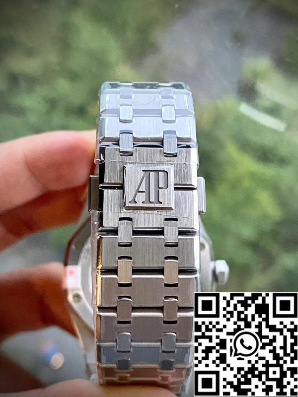 z5219526118586 ec906a44a2b203fb2aea5575336a9920 Audemars Piguet Royal Oak 26574 1:1 Best Edition APS Factory Black Dial