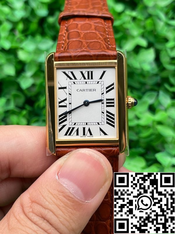 z5252321362511 bdf78b8162632a4c6555b2e58bf11861 Cartier Tank W5200026 1:1 Best Edition BV Factory sárga arany barna bőrszíjjal