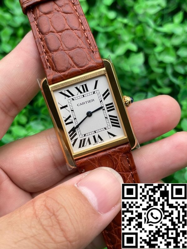 z5252321367884 d93317f3c25161c912004a9cc011e5f3 Cartier Tank W5200026 1:1 Best Edition BV Factory Oro giallo Cinturino in pelle marrone