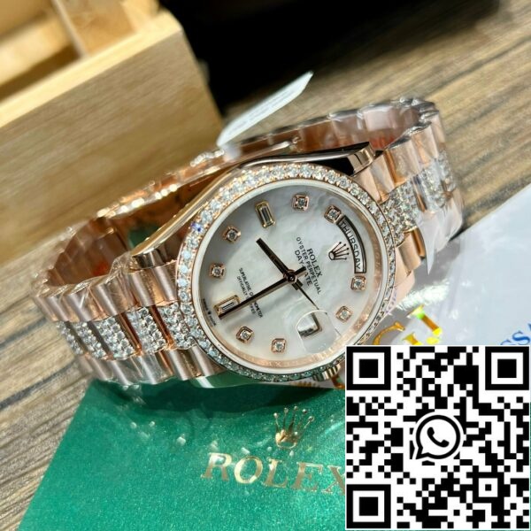 z5270468240068 9c64270c5b5372aa6dc7ff24e717751e 3b402e04 78df 4047 a6ae 6c048f154888 Rolex Day-Date M128345RBR-0030 Mother of Pearl 1:1 Best Edition custom 18k et moissanite