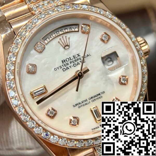 z5270468244077 bea32e3aa4f0a78696573087c1a06c82 e2a404de e8c7 4de0 b5a3 899137162853 Rolex Day-Date M128345RBR-0030 Mother of Pearl 1:1 Best Edition po meri 18k in moissanite