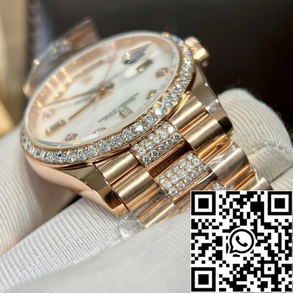 z5270468260689 bdd2a69c3a40ab9350ef514c70dfac26 27beaa86 a4e4 45c5 9350 f4a2e1c70d38 Rolex Day-Date M128345RBR-0030 Mother of Pearl 1:1 Best Edition po meri 18k in moissanite