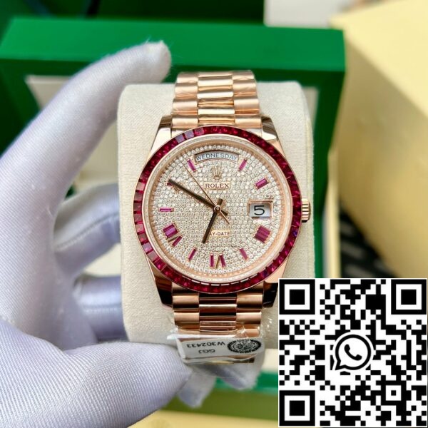 z5270471877349 06fe3e0afd38a19848616fdf5b0b7cc3 caf273a1 1942 432a 8b78 ee0f6e834f65 Rolex Day Date 228398 DRRP 1:1 najlepsza edycja Niestandardowe różowe złoto 18k i rubinowy szafir Diamond Pave