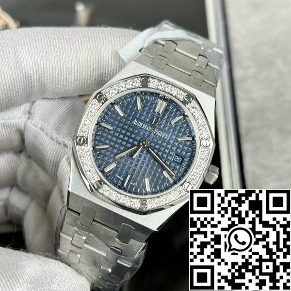 z5300192602631 e818799562c53ac36b9376266d25166d Audemars Piguet Royal Oak 67651IP.ZZ.1261IP.01 1:1 Best Edition ZF Factory Quadrante blu Lunetta in moissanite