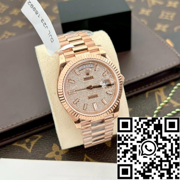 z5300282838865 299734f4fdbbdfb82e11a2e0a8d70bdb 9e0731e4 188b 410f a539 f3f54514f0e9 Rolex Day Date m228235-0036 egyedi 18k Everose arany 1:1 legjobb kiadás GM Factory Moissanite számlapja