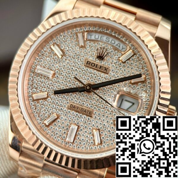 z5300282891302 a7e07735d457ab705fe7c6812b6c8fd6 af0f9031 0013 4127 ba5e beab3ab547e4 Rolex Day Date m228235-0036 egyedi 18k Everose arany 1:1 legjobb kiadás GM Factory Moissanite számlapja