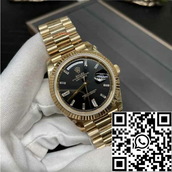 z5337726448353 3ed0ce1b868b92cc467eb3b2a5e67052 Rolex Day Date 40 M228238 -0004 Musta Diamond Dial 1:1 Best Edition GM Factory V3 vastapaino versio