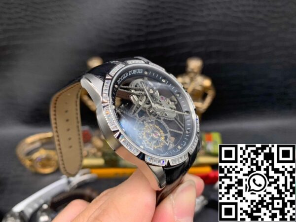 z5358542794687 6180213b2316ae3108f661cf1dac2920 Roger Dubuis Excalibur RDDBEX0393 Ezüst tok 1:1 Best Edition BBR Factory V3 Tourbillon szeleton számlapja