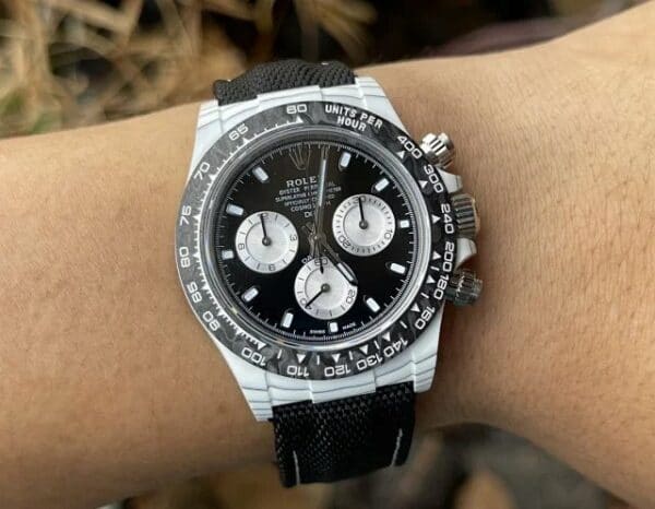 z5395499779635 888da4f77f9fc0b9552362f5db5e3d8e 【4130 Beweging DIW Gewijzigde Versie】Rolex Cosmograph Daytona Series met Witte Koolstofvezel Kast