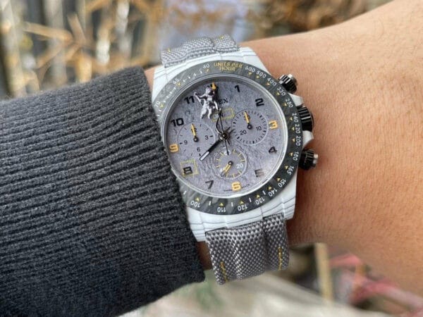 z5395508472753 4f90226ca9d3af666098e6a8576e4233 【4130 Movement DIW Modified Version】Rolex Cosmograph Daytona Series Grey Strap Carbon Fiber case