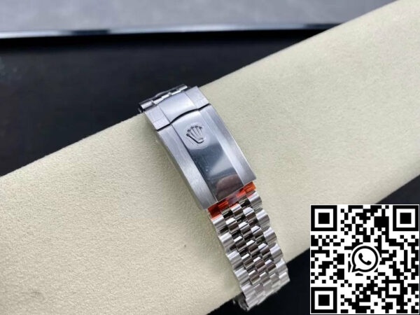 z5412646683203 09131d7d6f3fb9e194e33bcb818c2ba1 Rolex Datejust M126334-0028 41mm Oyster Strap VS Factory zöld számlapos jubileumi szíjjal