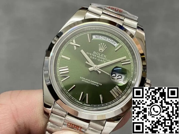 z5492147328916 03fde413763744472a17ea58df999be7 Rolex Day Date 40 - 228206-0027 QF Factory 1:1 Best Edition Cadran vert