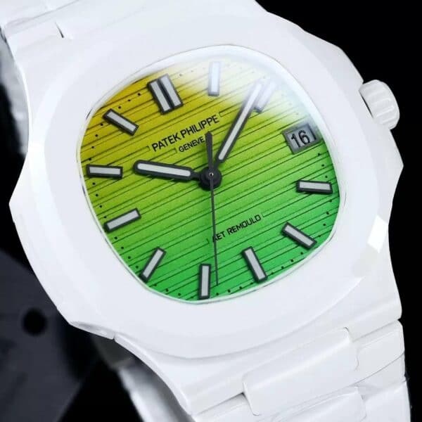 z5569294877890 8cae2e9122931cc913a4f1c1198c75d0 [AET modificado] Patek Philippe Nautilus 5711 Mostrador verde gradiente em cerâmica 1:1 Best Edition