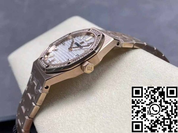 z5742671771888 6f62cfc9e0b434c8727138823740eb18 Audemars Piguet 67651 Quartz 33mm 1:1 Best Edition ZF Factory White Dial Rose Gold Diamond