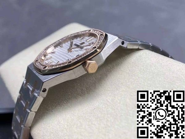 z5742673704511 d5ef3fe5407f382be94546962386c904 Audemars Piguet 67651SR.ZZ.1261SR.01 Quartzo 33mm 1:1 Best Edition ZF Factory