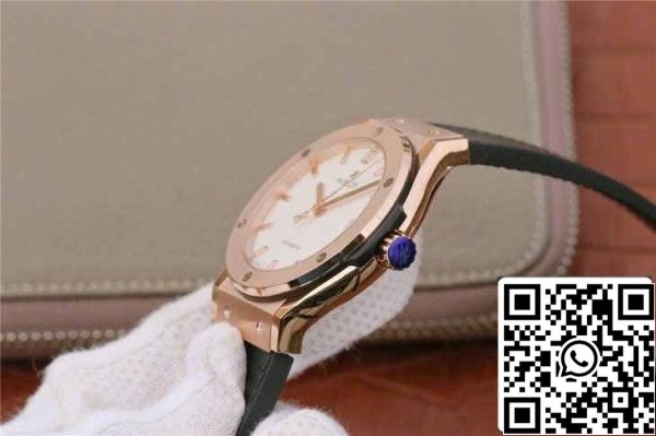 z5748988039258 baecaa6ce0d26132a7c251fb689b9a99 Hublot Classic Fusion 542.OX.2611.LR 1:1 Best Edition JJ Factory Cadran Blanc Or Rose