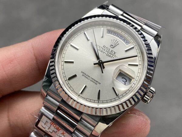 i1724950755 4106 7 Rolex Day Date 128239-0005 QF Factory 1:1 Super Clone Mostrador com índice prateado