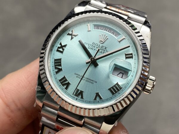 i1724950994 7001 2 Rolex Day Date M128236 QF Fabrieks 1:1 Super Kloon Ijsblauw Cijfer Wijzerplaat