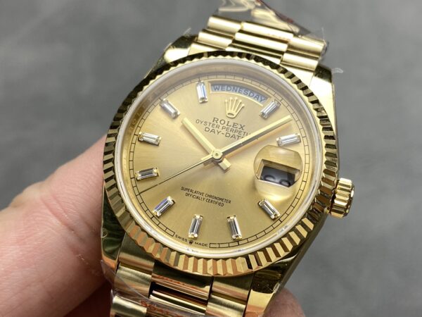 i1724951526 3305 1 Rolex Day Date M128238 Gult guld diamant urtavla QF Factory 1:1 Super Clone 36mm