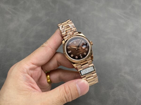 i1724952240 4538 2 Rolex Day Date M128235-0037 омбре Dialmond Dial QF Factory 1:1 Super Clone Rose Gold 36