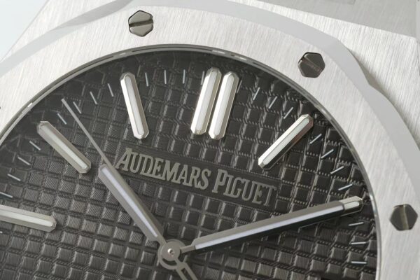 i1725779048 762 5 1 Audemars Piguet Royal Oak - 15510ST.OO.1320ST.05 от фабриката IPF 1: 1 Супер клонинг сив циферблат