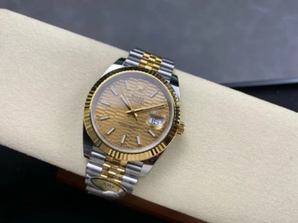 Rolex Datejust 41 126331 Jubilee Strap ARF Factory 11 Best Edition electroplated Champagne Dial 2 Rolex Datejust 41 126331 Jubilee Strap ARF Factory 1:1 Best Edition electroplated Champagne Dial