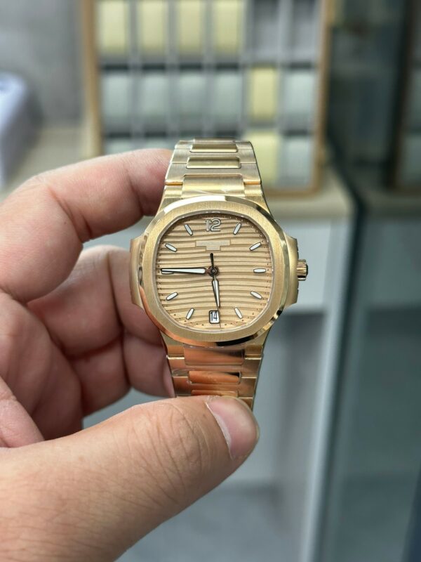 a1696333483273 8100 Patek Philippe Nautilus Ladies 7118/1R-010 Rose Gold 1:1 Best Clone 3K Factory