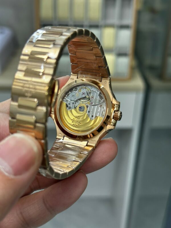 a1696333483823 7425 Patek Philippe Nautilus Ladies 7118/1R-010 Rose Gold 1:1 Best Clone 3K Factory