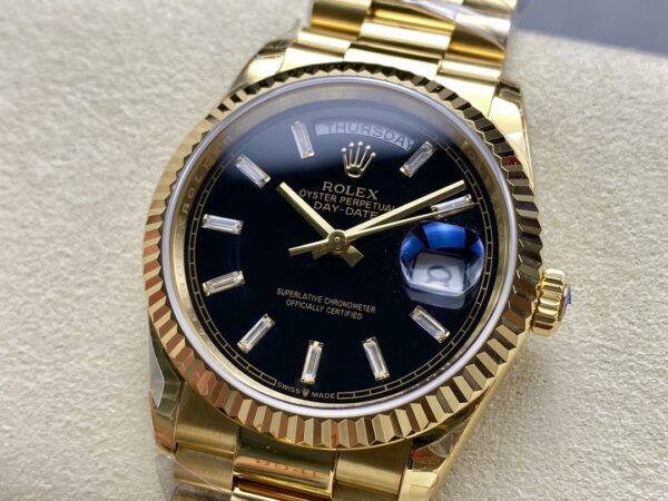 a1726061745852 7624 Rolex Day Date Ref. 128238 Black Dial Yellow Gold 1:1 Best Clone 8+ Factory Counterweight Version