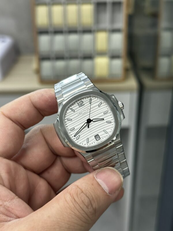 a1739627443007 6040 Patek Philippe Nautilus Ladies 7118/1A-010 3K Factory 1:1 Best Clone Newest Version