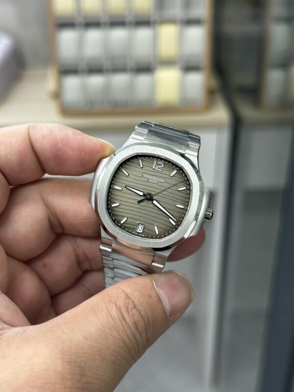 a1739627474022 6517 Patek Philippe Nautilus Ladies 7118/1R-001 from 3K Factory Stainless Steel 2025 Version